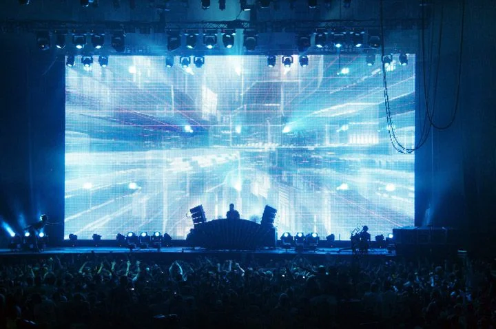 Led screen rental dubai by brand castle